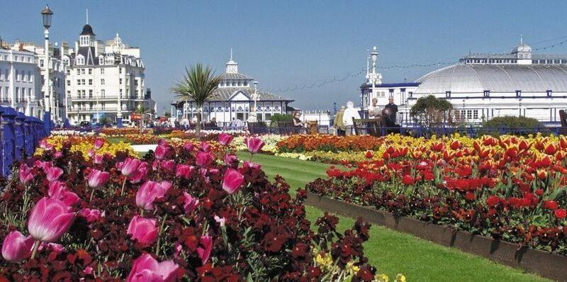 Haddon Hall Hotel Eastbourne Exterior foto