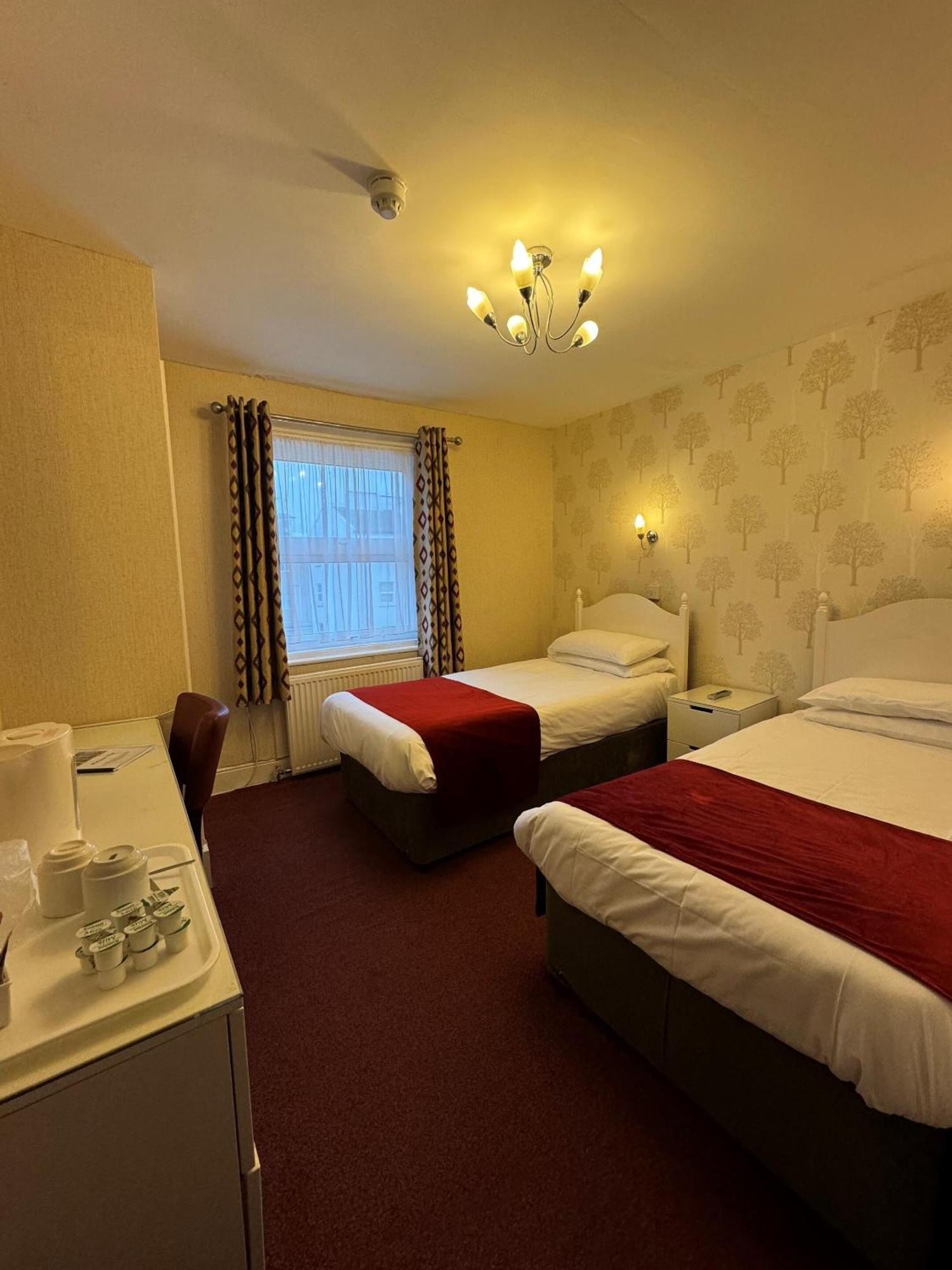 Haddon Hall Hotel Eastbourne Quarto foto