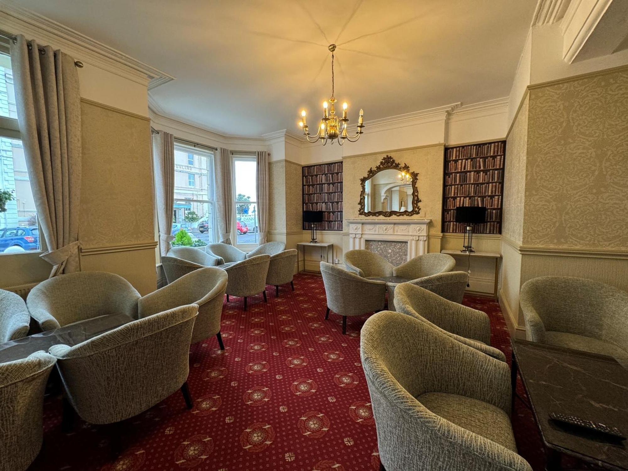 Haddon Hall Hotel Eastbourne Exterior foto