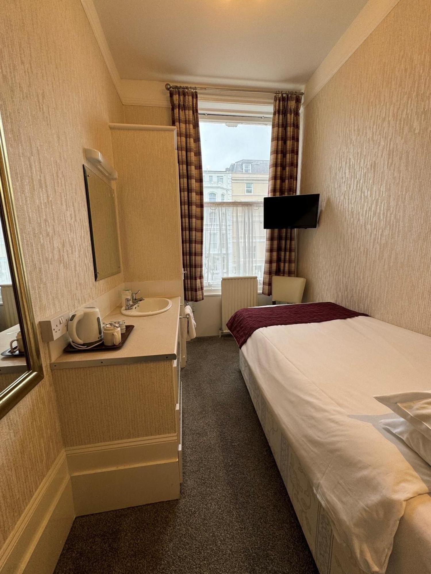 Haddon Hall Hotel Eastbourne Quarto foto